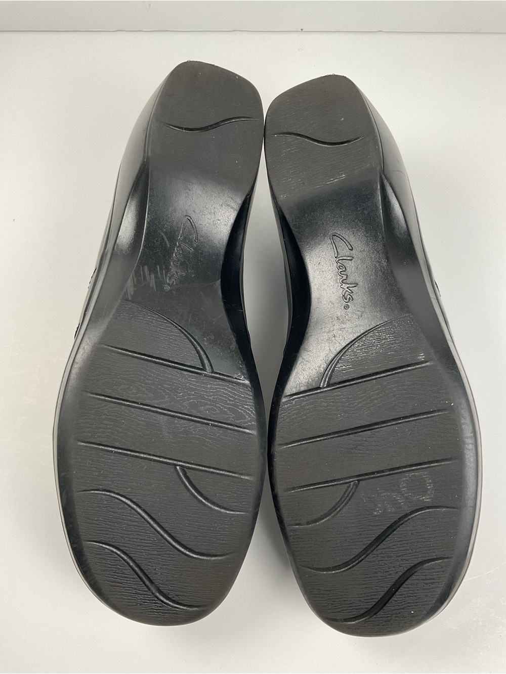 Clarks Black Leather Comfort Slip On Work Office Casual Shoes Women 9 - Picture 9 of 10